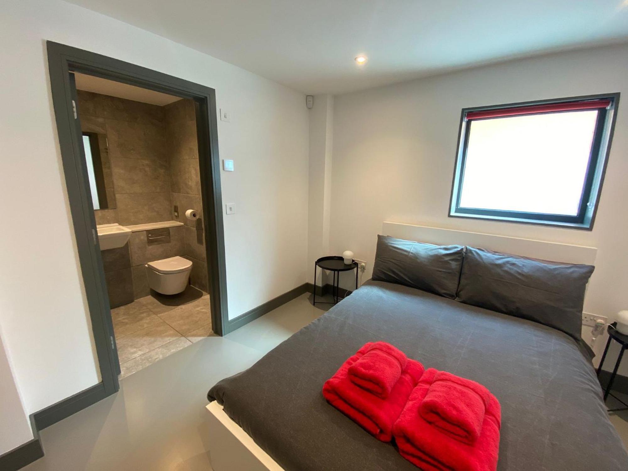 2 The View Apartments Ilfracombe - Seafront, Parking, Lift, Ev Εξωτερικό φωτογραφία