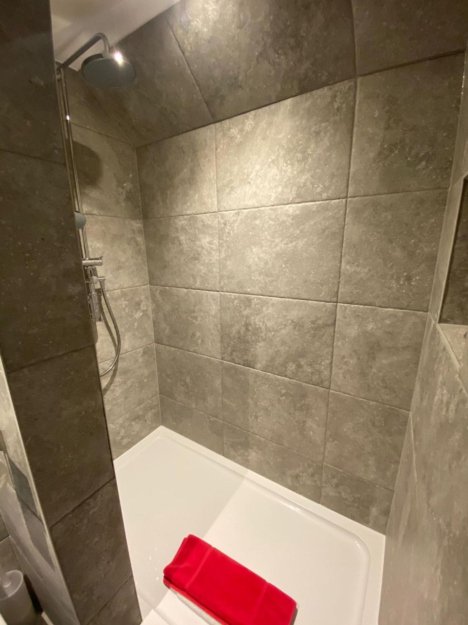 2 The View Apartments Ilfracombe - Seafront, Parking, Lift, Ev Εξωτερικό φωτογραφία